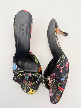 Gucci Flora Satin Bow Mule Heels Black Floral Sandals US 7 Vintage Y2K